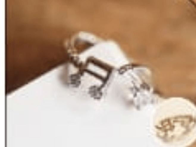 Zsteimi musical note ring gold coloured. 12 rings