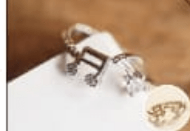 Zsteimi musical note ring gold coloured. 12 rings