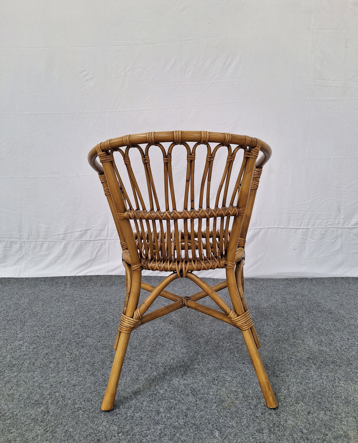 ROCA CHAIR		HONEY BROWN WASH