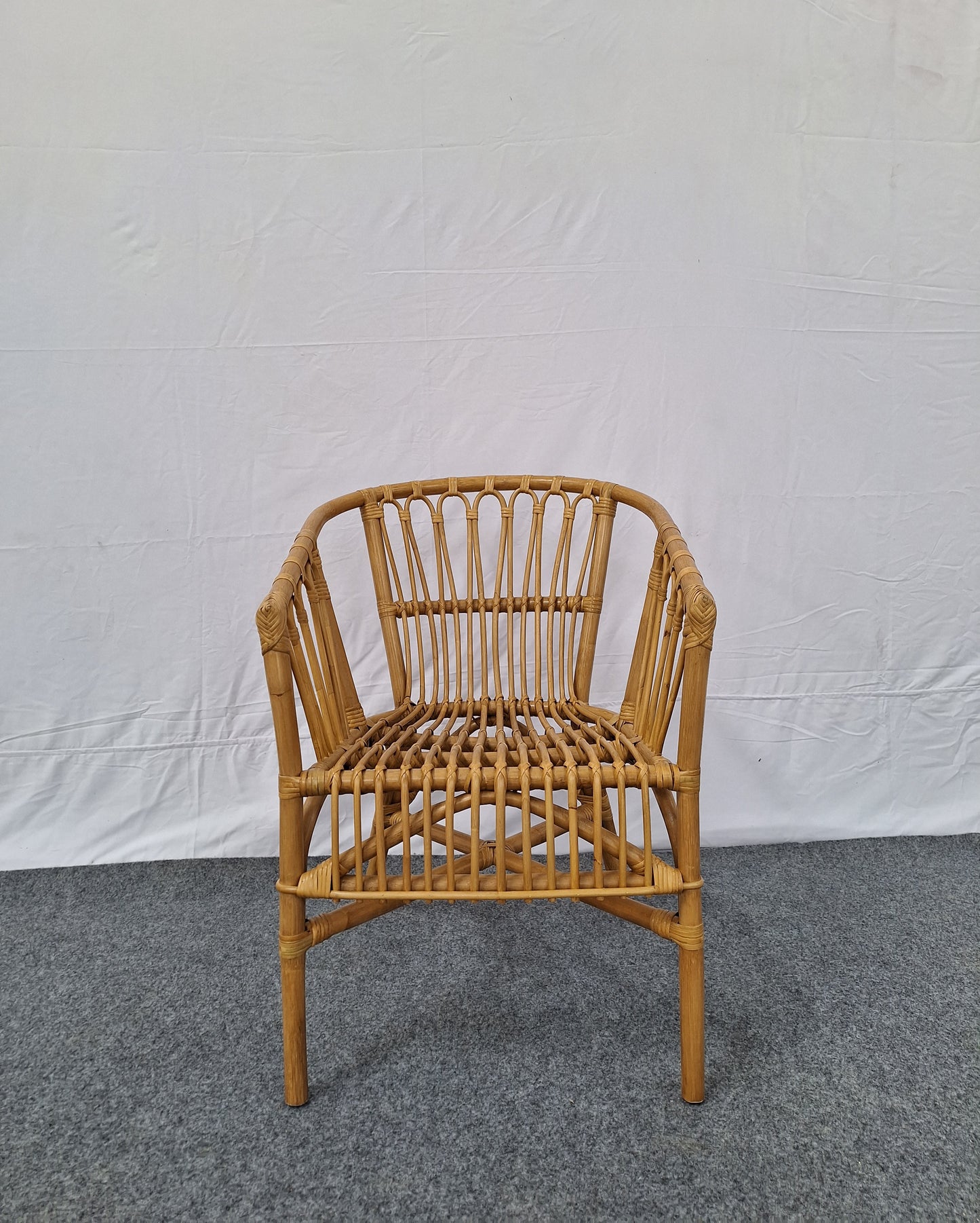 ROCA CHAIR		HONEY BROWN WASH