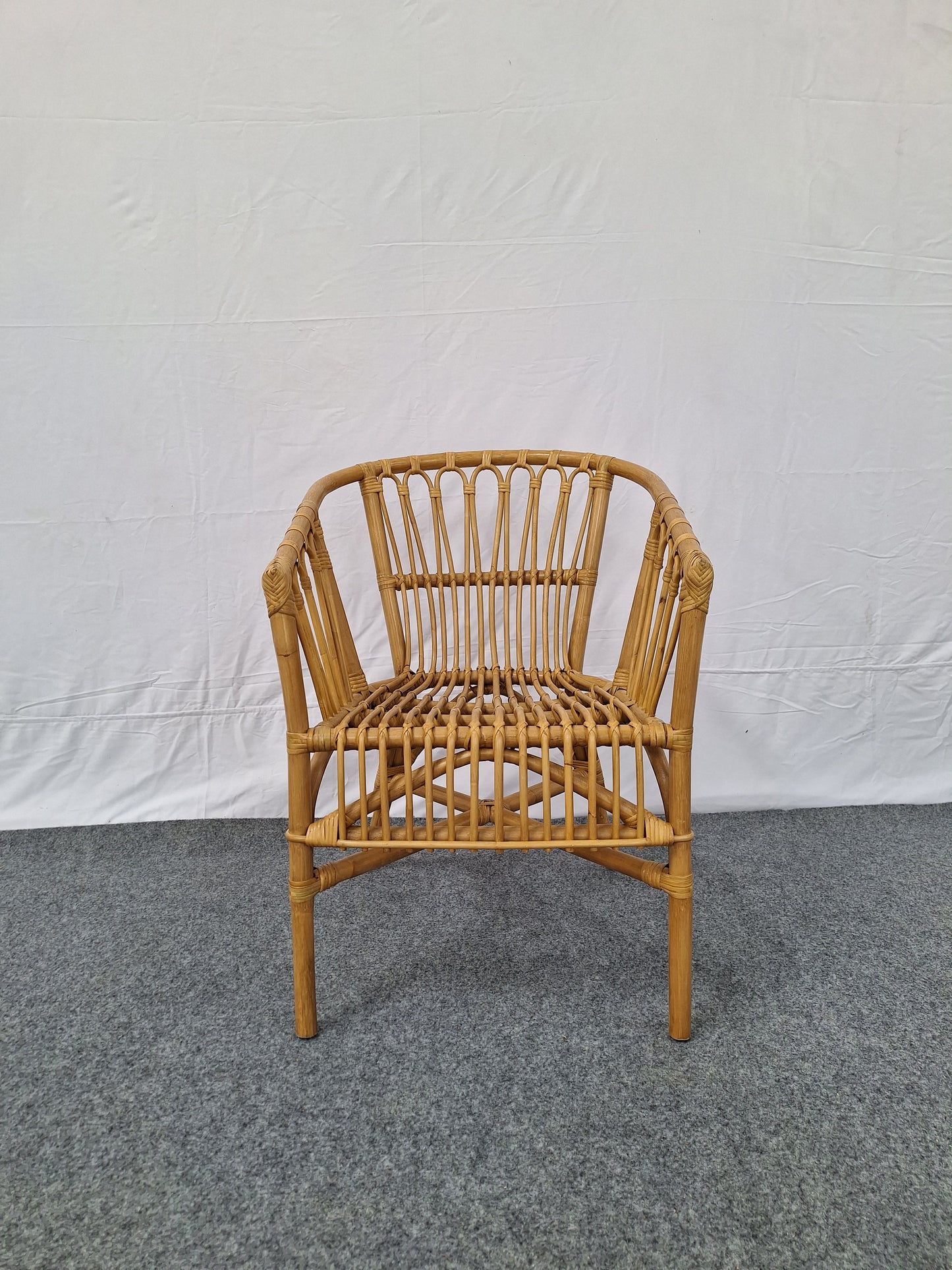 ROCA CHAIR		HONEY BROWN WASH