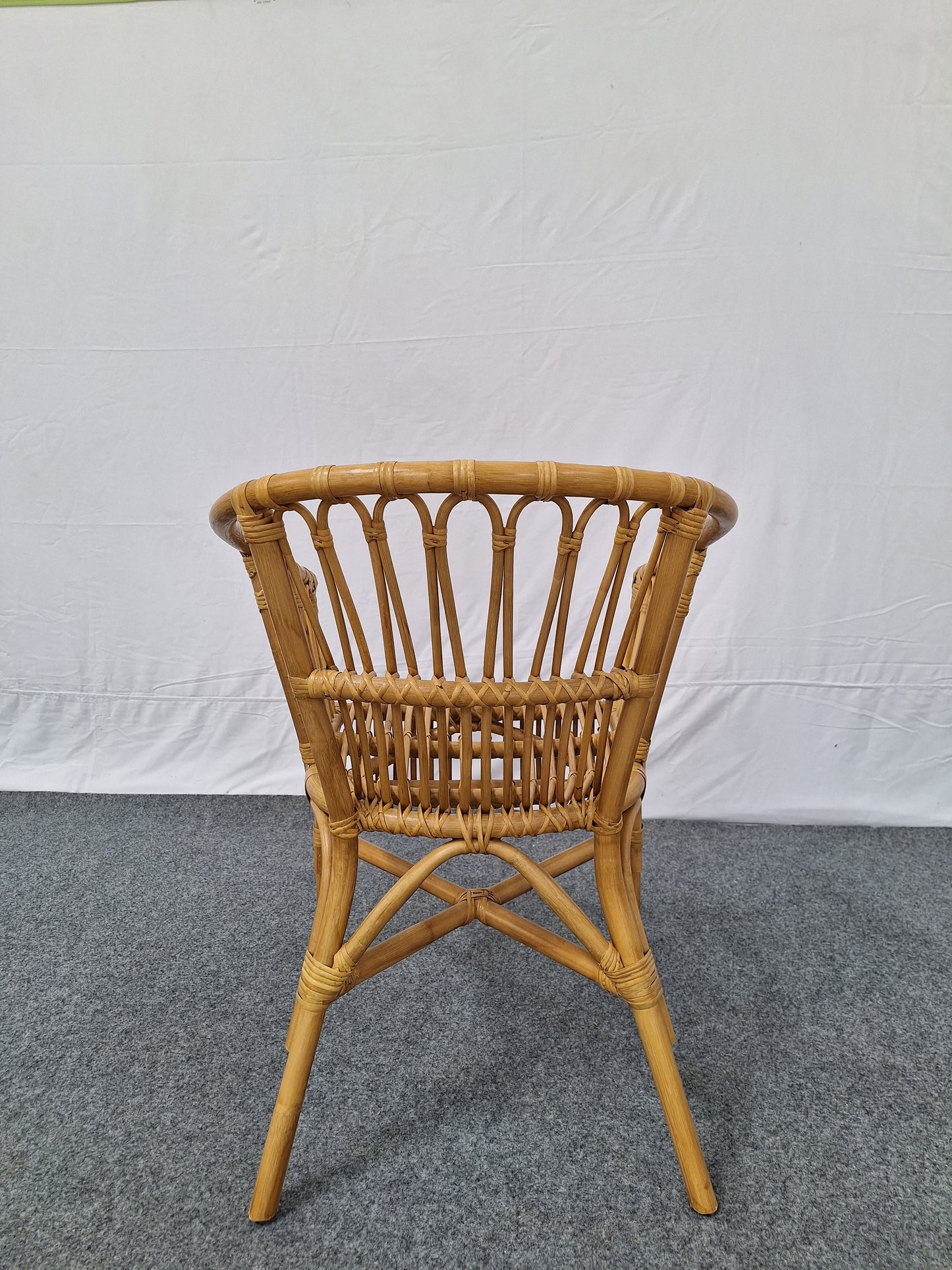 ROCA CHAIR		HONEY BROWN WASH