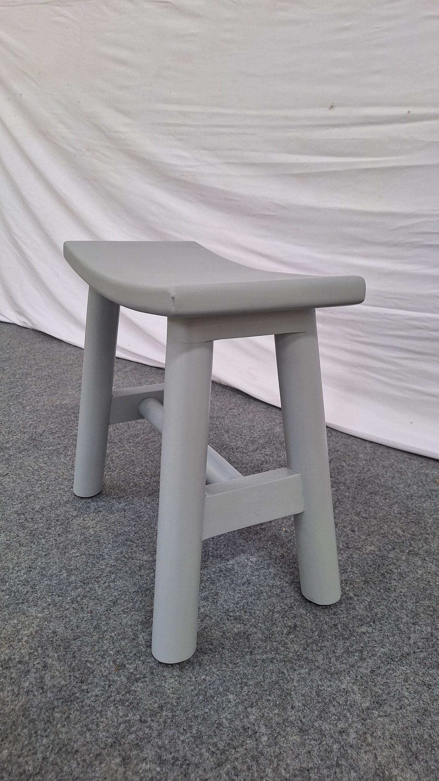 BARIRE STOOL   W : 50 D : 25 H : 47 CM			 MANGO WOOD