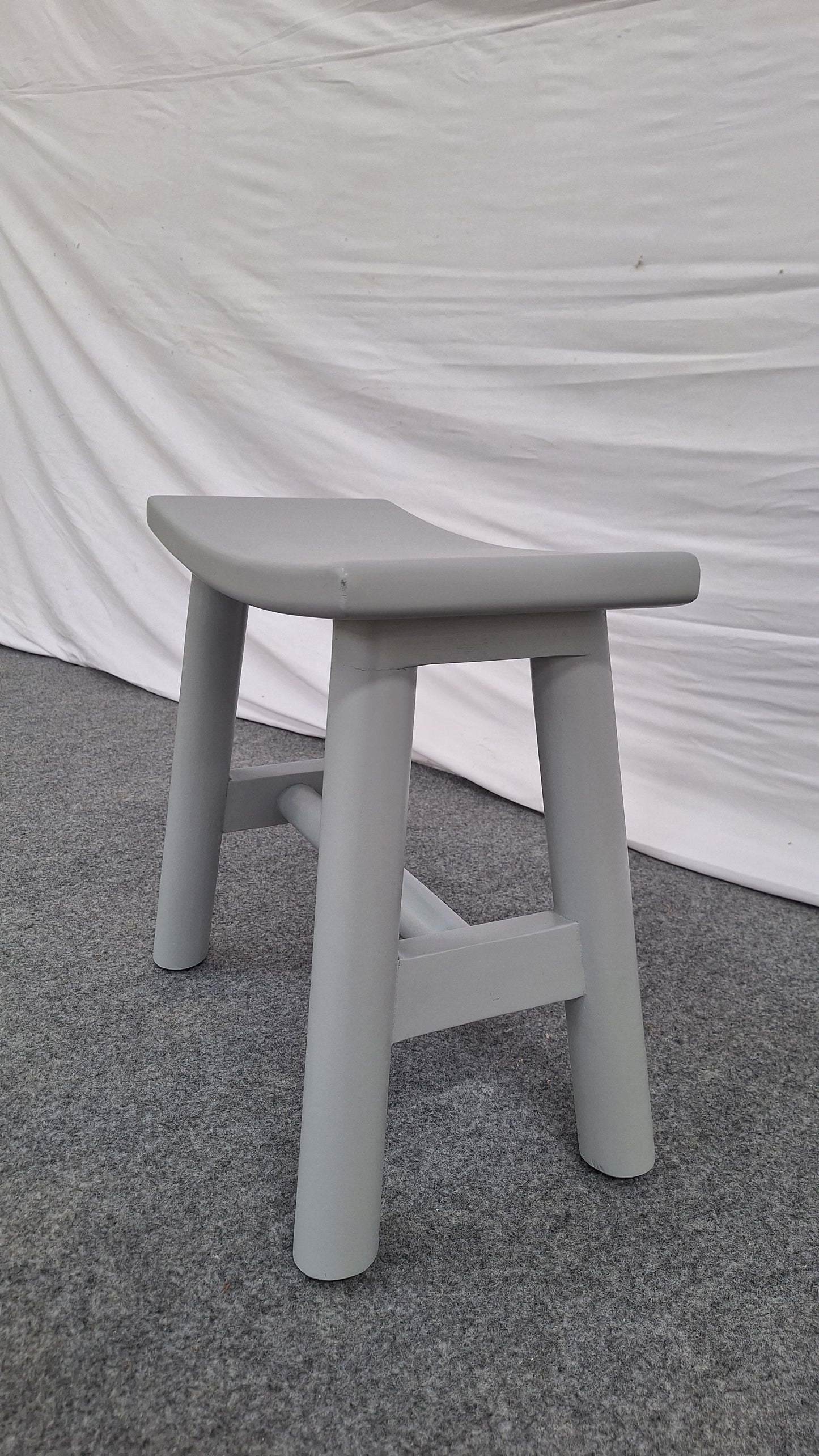 BARIRE STOOL   W : 50 D : 25 H : 47 CM			 MANGO WOOD