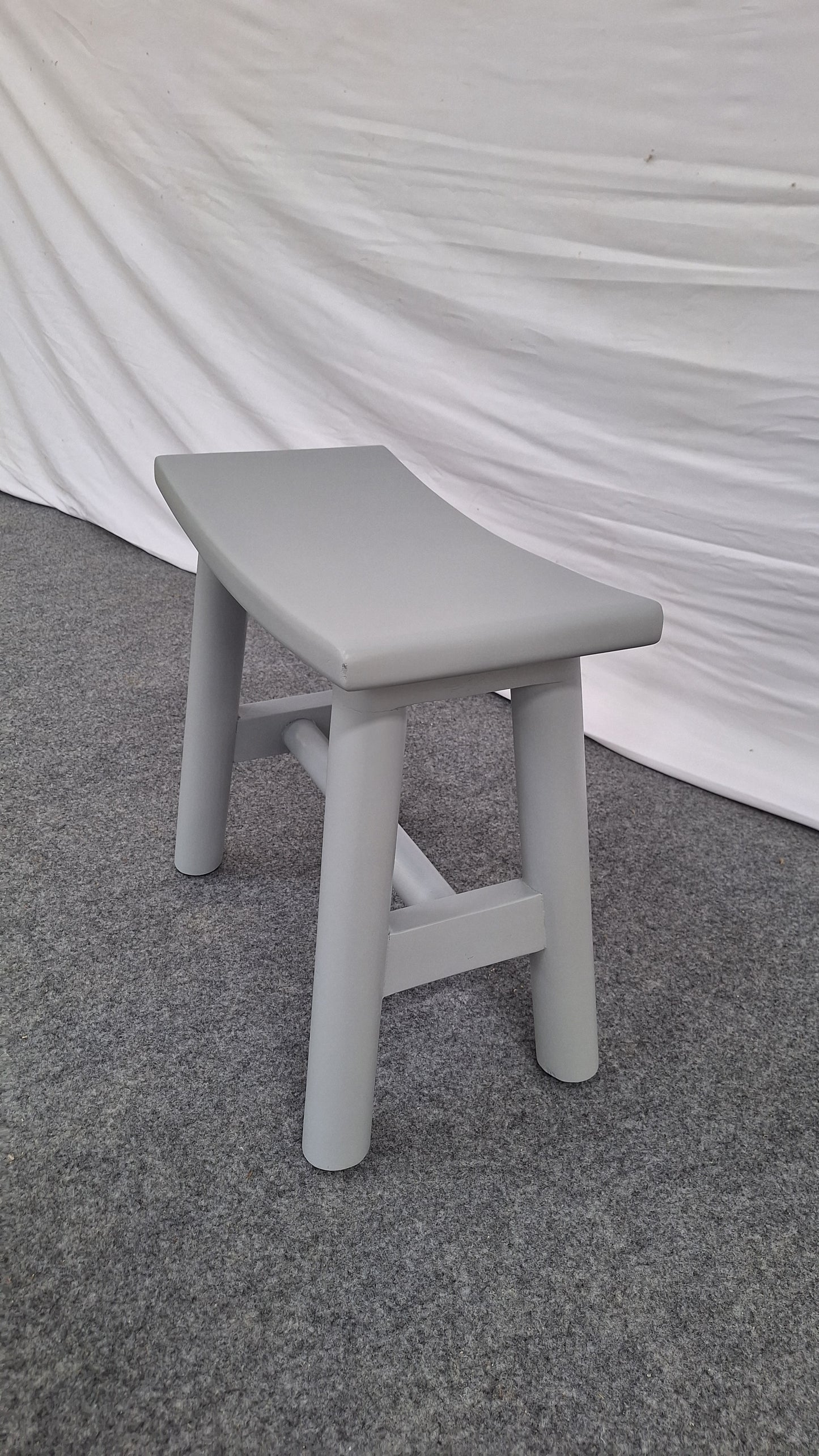 BARIRE STOOL   W : 50 D : 25 H : 47 CM			 MANGO WOOD