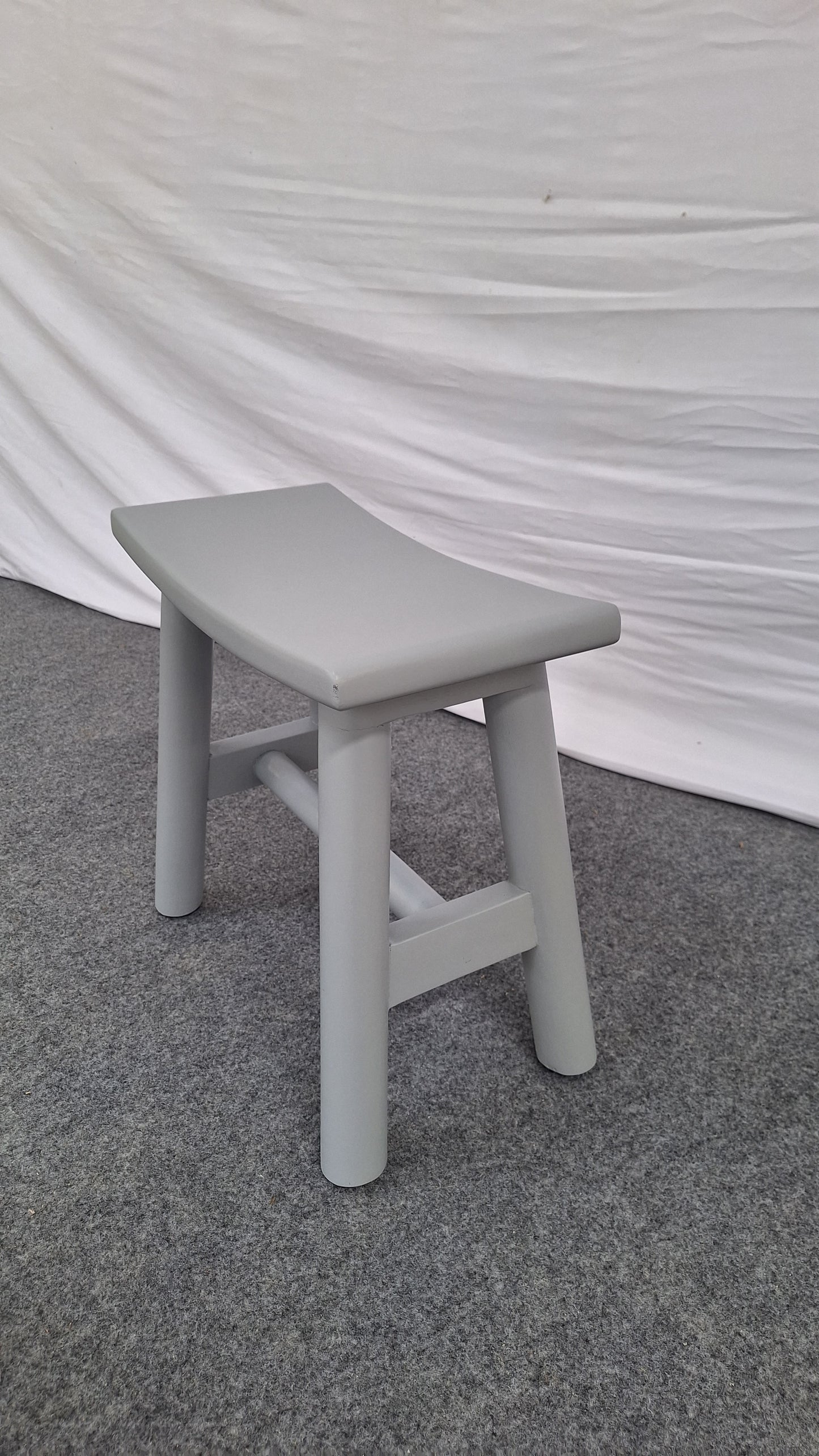 BARIRE STOOL   W : 50 D : 25 H : 47 CM			 MANGO WOOD