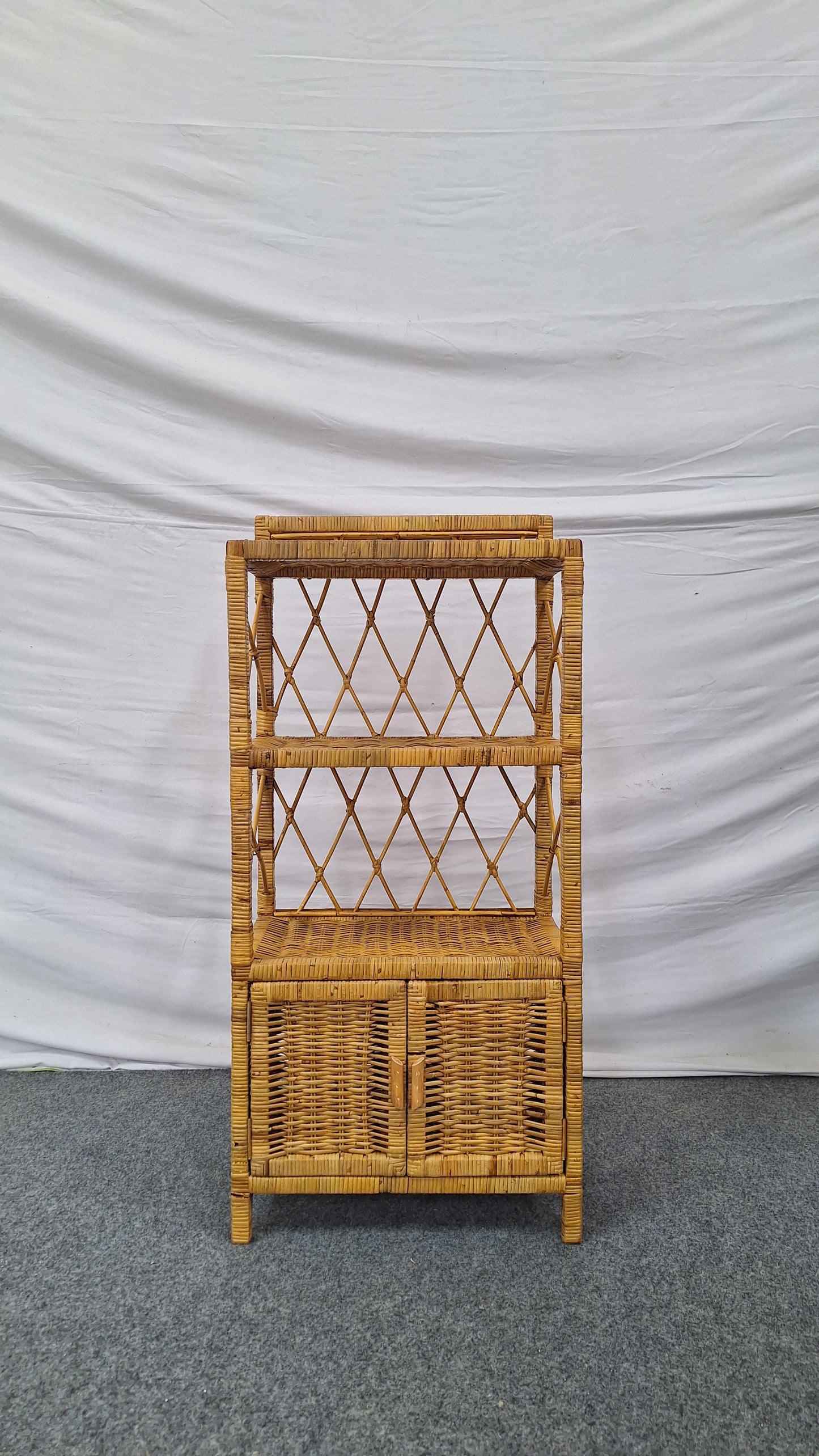 LOUIS CABINET 3 TIER - M