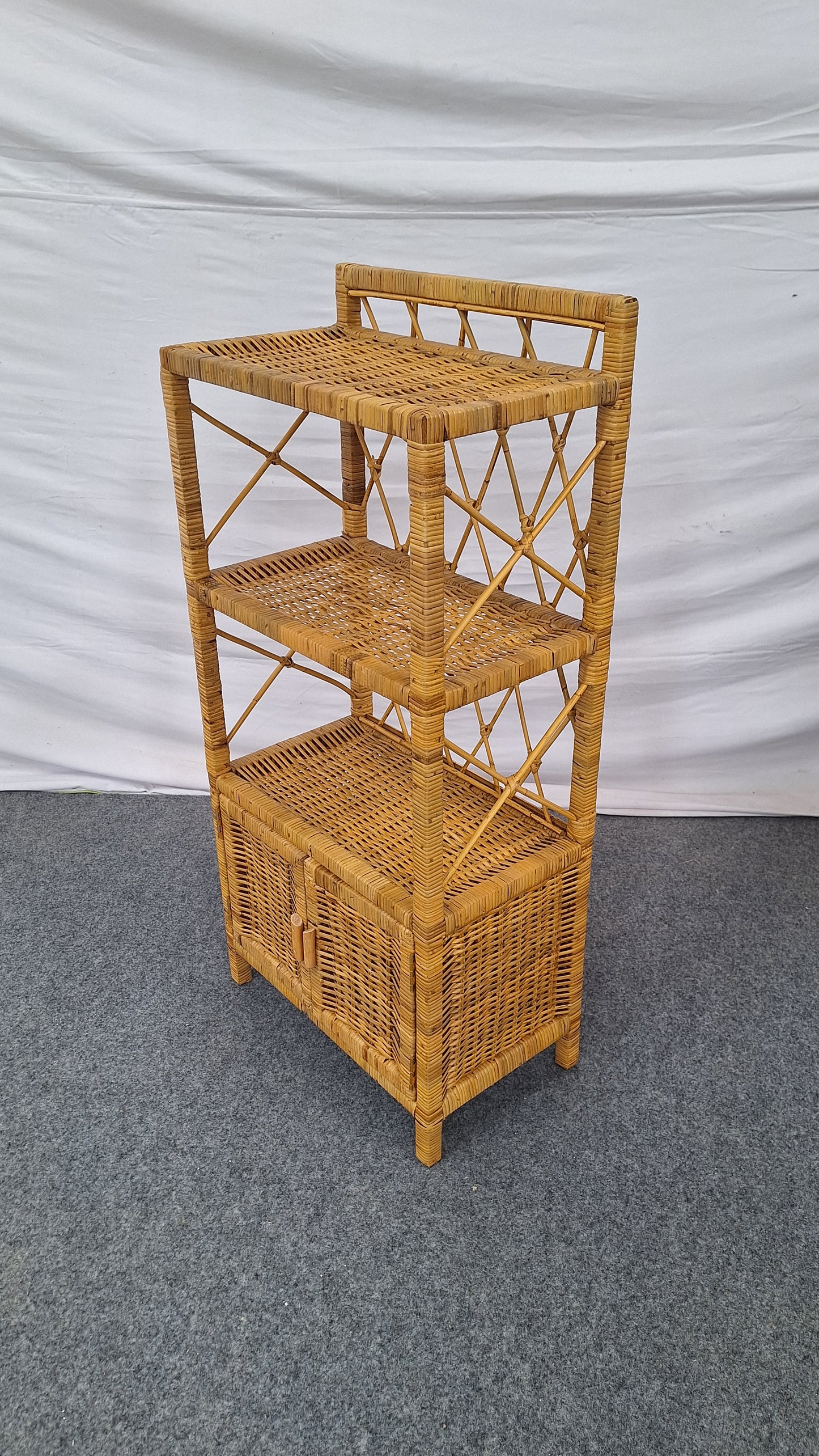 LOUIS CABINET 3 TIER - M